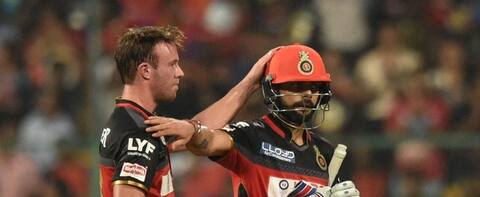 বড় ধাক্কা খেল রয়্যাল চ্যালেঞ্জার্স, আইপিএলে মিচেল স্টার্কের খেলার আশা শেষ বড় ধাক্কা খেল রয়্যাল চ্যালেঞ্জার্স, আইপিএলে মিচেল স্টার্কের খেলার আশা শেষ