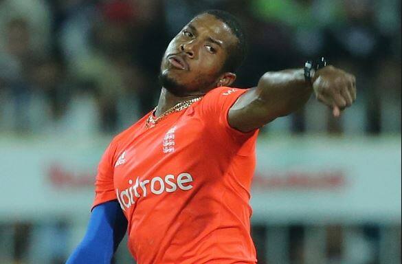 এ বছর আরসিবির দ্বিতীয় পরিবর্ত হিসেবে খেলবেন ক্রিস জর্ডন। কিছুদিন আগেই তারা দলে নিয়েছে দক্ষিণ আফ্রিকার চায়নাম্যান বোলার তাব্রেজ শামসিকে।