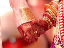 সুসজ্জিত গাড়ি চড়ে বিয়ে করতে যাওয়ায় দলিত বরকে মারধর