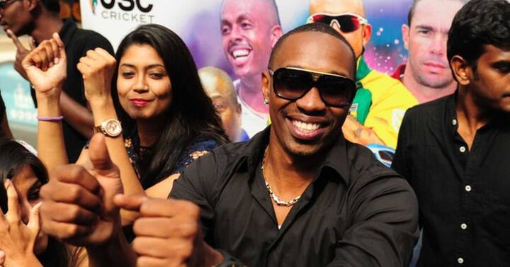 হিন্দি ছবি তো দেখেনই। কিছু হিন্দি শব্দও নাকি বলতে পারেন তিনি