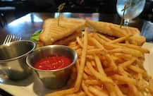 ফ্রেঞ্চ ফ্রাই দেখলেই কি আপনার জিভে জল আসে? দেখে নিন কতরকমভাবে বানানো যায় আপনার প্রিয় খাবারটি?