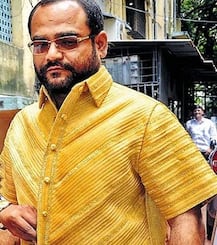 ১.৩ কোটি টাকা মূল্যের সোনার শার্ট পরে গিনেস বুকে নাম তুললেন এই ব্যবসায়ী