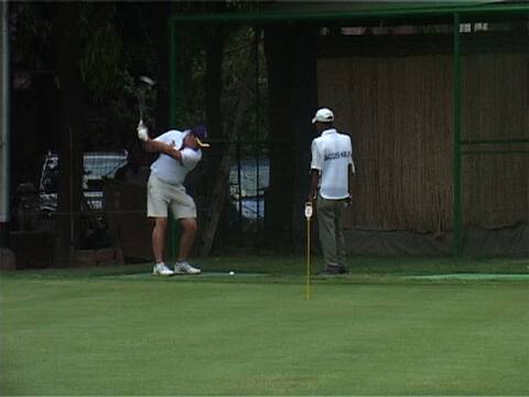 ছবিতে দেখুন: পঞ্জাব-বধের পরের দিন গল্ফে মজল নাইট-বাহিনী ছবিতে দেখুন: পঞ্জাব-বধের পরের দিন গল্ফে মজল নাইট-বাহিনী