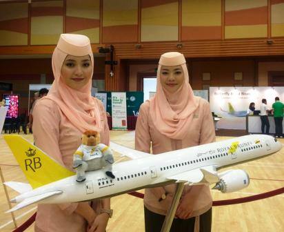 রয়্যাল ব্রুনেই এয়ারলাইন্স আরও বেশি করে মহিলা কর্মী নিয়োগ করার কথা জানিয়েছে। ছবি সৌজন্যে ইনস্টাগ্রাম/রয়্যাল ব্রুনেই এয়ার