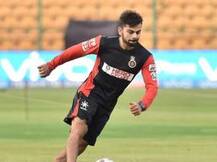 ওজন কমাও, নাহলে অন্য দল খুঁজে নাও, কড়া ফরমান কোহলির