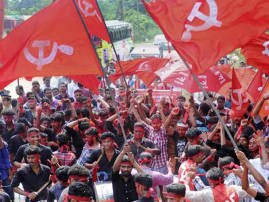 Cpm Cc Member Opposed To Party Aligning With Congress Expelled From Party For Alleged Gross Indiscipline কং-বাম বোঝাপড়ার বিরোধিতা, শৃঙ্খলাভঙ্গের দায়ে বহিষ্কৃত সিপিএম নেত্রী