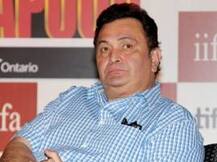 গাঁধী পরিবারকে কটাক্ষ ঋষির, বিতর্ক