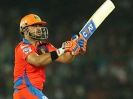 Smith Raina Take Lions Closer To Play Offs কলকাতা নাইট রাইডার্সকে হারাল গুজরাত লায়ন্স