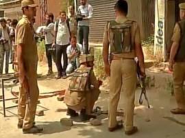 Three Policemen Killed In Militant Strikes In Srinagar শ্রীনগরে জোড়া জঙ্গি হামলায় হত ৩ পুলিশকর্মী