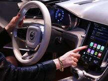 মেয়ে গাড়ি চালাবে, বললেন কনের বাবা, শুনেই বিয়ে ভাঙল বর