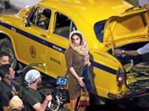 বিদ্যা কাঁদতে কাঁদতে বলল, আমি পারব না