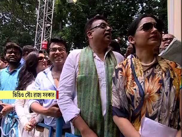 অনুষ্ঠানে রয়েছেন টলি তারকারাও