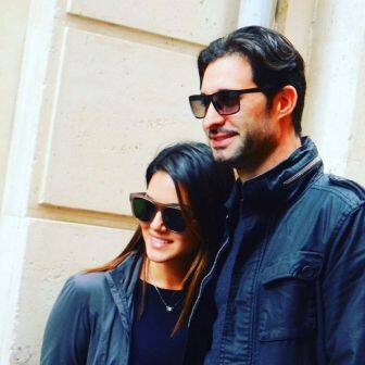 সুখী দম্পতি