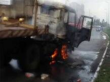 দুর্ঘটনায় মা-মেয়ের মৃত্যু, উত্তপ্ত হাওড়া