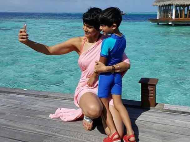 ছবি সৌজন্যে মন্দিরা বেদীর ইন্সটাগ্রাম অ্যাকাউন্ট