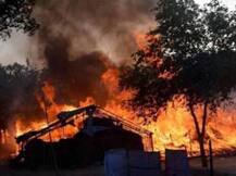 মথুরা-হিংসা: সিবিআই-আর্জি খারিজ সু্প্রিম কোর্টে, বিচারবিভাগীয় তদন্তের নির্দেশ অখিলেশ সরকারের