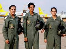 এমাসেই মহিলা ফাইটার পাইলটের প্রথম ব্যাচ অন্তর্ভুক্ত বায়ুসেনায়