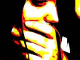 Girl Molested Neighbour Arrested মোবাইলের ও পাশে বোনের চিৎকার শুনে খুঁজতে বেরোলেন দাদা