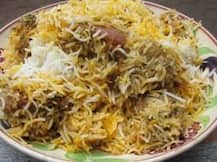 কলকাতার বিরিয়ানিতে ‘বিষ’! হতে পারে ক্যান্সারও, দাবি পুরসভার