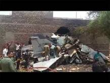 যোধপুরে ভেঙে পড়ল মিগ-২৭, লাফিয়ে বাঁচলেন পাইলট