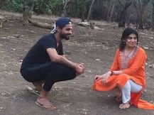 গিরে সিংহর সঙ্গে ছবি: ২০ হাজার টাকা জরিমানা দিলেন জাদেজা