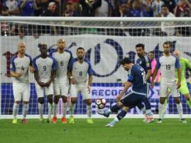 Messi Leads Argentina Over Us 4 0 Into Copa America Final আমেরিকাকে ৪-০ গোলে হারিয়ে কোপার ফাইনালে আর্জেন্তিনা