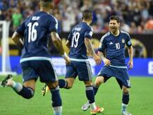 মার্কিন যুক্তরাষ্ট্রের বিরুদ্ধে আর্জেন্তিনার জয়ের ছবি দেখুন