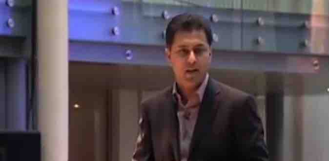 জানা গেছে, কোম্পানির সিইও হতে চেয়েছিলেন নিকেশ। কিন্তু বর্তমান সিইও মাসাসোশি সুন তাঁর পদ ছাড়তে রাজি হননি