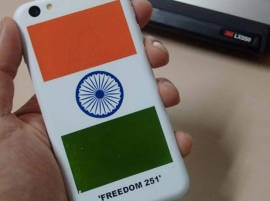 Freedom 251 Maker Says 2 Lakh Rs 251 Phones Ready Will Launch Cheapest Hd Led Tv ফ্রিডম্ ২৫১: তৈরি ২ লক্ষ ফোন, এবার লক্ষ্য সবথেকে সস্তা এইচডি এলইডি টিভি