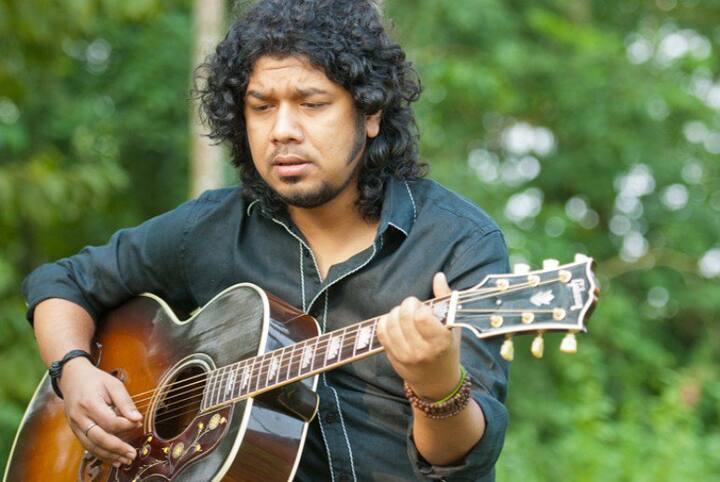 সেরা প্লেব্যাক গায়ক: পাপন (দম লাগা কে হাইসা ছবির মোহ মোহ কি ধাগে গানের জন্য)