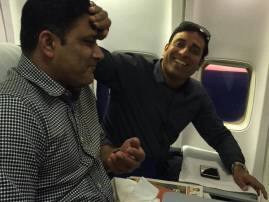 স্বার্থের সংঘাত! ভারতীয় দলে চিফ কোচ পদে কুম্বলেকে নিযুক্ত করা লক্ষ্মণ কুম্বলের কোম্পানির শেয়ারহোল্ডার Laxman Selected Kumble As Coach While Being Shareholder In His Firm স্বার্থের সংঘাত! ভারতীয় দলে চিফ কোচ পদে কুম্বলেকে নিযুক্ত করা লক্ষ্মণ কুম্বলের কোম্পানির শেয়ারহোল্ডার