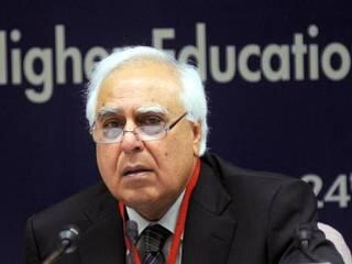 Kapil Sibal said the need for comprehensive reforms in the party there is a need for balance between experience and youth कपिल सिब्बल ने कहा- पार्टी में व्यापक सुधार की जरूरत, अनुभव व युवाओं के बीच संतुलन की दरकरार