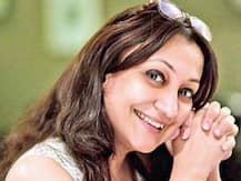 হিজাব নেই কেন? জঙ্গির ধারালো অস্ত্র নেমে আসে