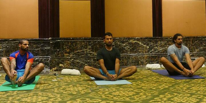 শিখর ধাওয়ান, চেতেশ্বর পূজারা ও ঈশান্ত শর্মা। 