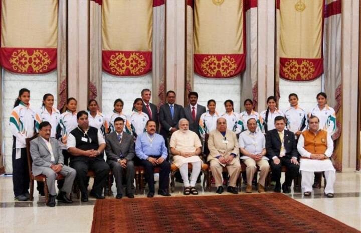 উপস্থিত ছিলেন কেন্দ্রীয় ক্রীড়ামন্ত্রী জীতেন্দ্র সিংহ, ক্রীড়াসচিব রাজীব যাদব, ভারতীয় অলিম্পিক অ্যাসোসিয়েশনের সভাপতি এন রামচন্দ্রণ, মহাসচিব রাজীব মেটা, হকি ইন্ডিয়া সভাপতি নরেন্দ্র বাত্রা, মহাসচিব মুস্তাক আহমেদ প্রমুখ।