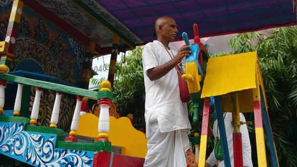 সেখানে আগামী ১৪ তারিখ পর্যন্ত থাকবেন জগন্নাথ, সুভদ্রা এবং বলরাম।
