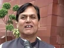 স্মৃতি ইরানি সম্পর্কে বিতর্কিত মন্তব্য জেডি-ইউ নেতার