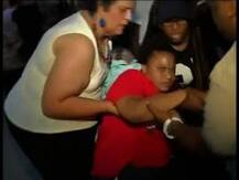 আমেরিকায় গুলির লড়াই, মৃত পাঁচ পুলিশ অফিসার, আত্মসমর্পণ ১ হামলাকারীর