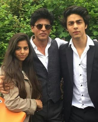 Srk Has Rules For Anyone Wanting To Date His Daughter Suhana And They Are Scary মেয়ে সুহানার সঙ্গে প্রেম করতে চান! জেনে নিন শাহরুখের সাত দফা শর্ত কী?