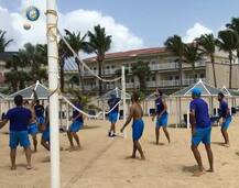 ক্যারিবিয়ান যুদ্ধ শুরুর আগে মানসিক চাপ সরাতে টিম ইন্ডিয়ার ‘বিচ-পার্টি’