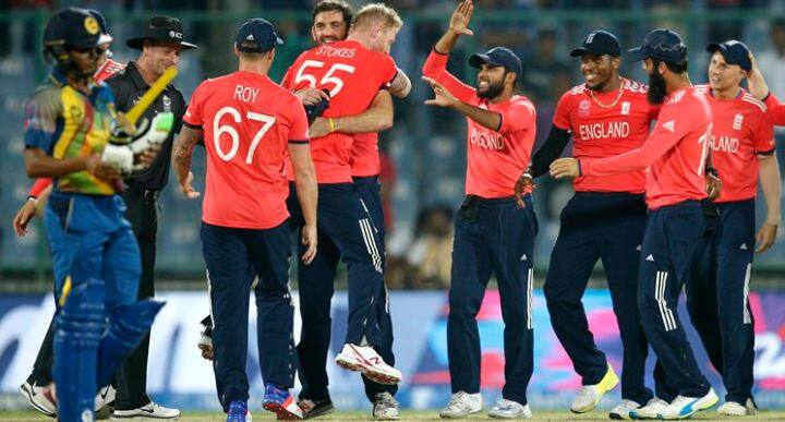 ইমরান বা সেলিম মালিকের সময় না হয় কম ম্যাচ হত। কিন্তু বর্তমানে টি-২০ বা একদিনের ম্যাচ যে হারে খেলা হচ্ছে তাতে সোয়ান বা প্লাঙ্কেটের এত দেরিতে ৫০ উইকেট নেওয়া ব্যর্থতা ছাড়া আর কিছু না। 