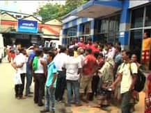 গাড়িতে রঙের ফোঁটা! চিকিত্সকের মারে মৃত্যু রংমিস্ত্রির