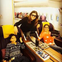 থাইল্যান্ডে বাঘের পিঠে সুস্মিতা!