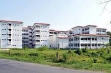 বাংলাদেশের অভিজাত শিক্ষাপ্রতিষ্ঠানগুলির রন্ধ্রে রন্ধ্রে ঘাঁটি গেড়েছে সন্ত্রাসবাদ, স্তম্ভিত গোয়েন্দারা