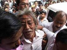 সাত বছর পর বেকসুর খালাস মাওবাদী নেতা গৌর চক্রবর্তী