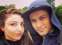 কুনাল খেমুর সঙ্গে ছুটির মেজাজে সোহা