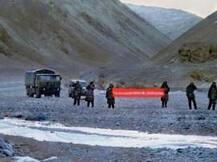 নিয়ন্ত্রণরেখায় ভারতীয় ট্যাঙ্কের টহলদারি, আতঙ্কিত চিনা সংবাদপত্র, বিনিয়োগ কমানোর হুমকি