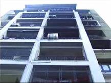 লেকটাউনে বহুতলে আগুন, ধোঁয়ায় দমবন্ধ হয়ে মৃত ১