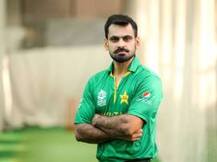 সংশোধিত অ্যাকশন কি ঠিক? পরীক্ষায় বসতে হচ্ছে হাফিজকে