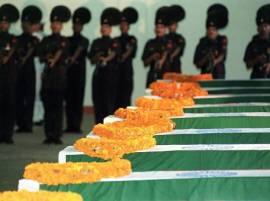 Vijay Divas Kargil Martyrs Memorial Gathers Dust কারগিল বিজয় দিবস: প্রস্তর ফলকে জমেছে ধুলো, আজও স্মারক হয়নি শহিদের